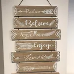 Quality Time Met Gesloten Garagebox Appartement De Panne