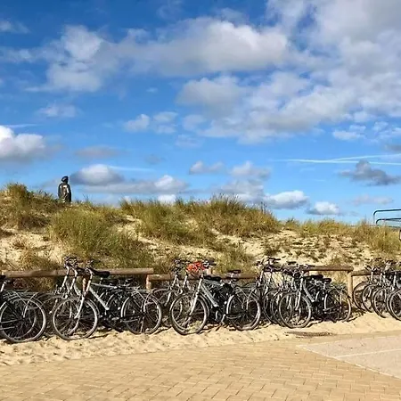 Quality Time Met Gesloten Garagebox Appartement