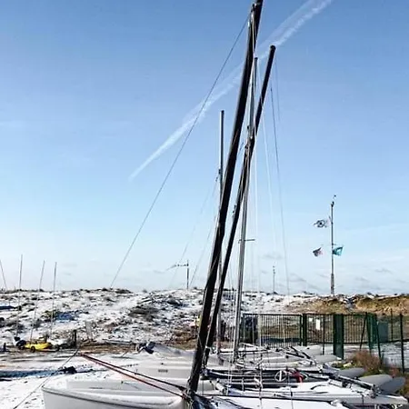 Quality Time Met Gesloten Garagebox * De Panne